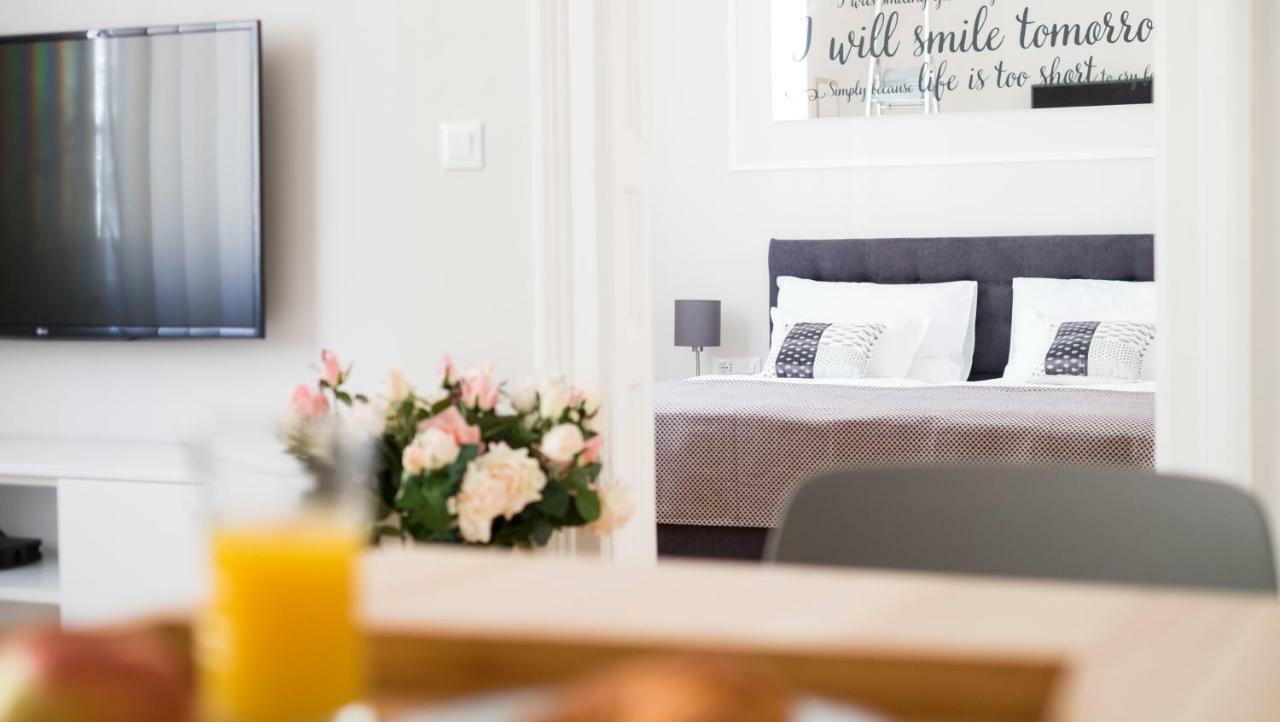 White Rose Apartment Záhřeb Exteriér fotografie