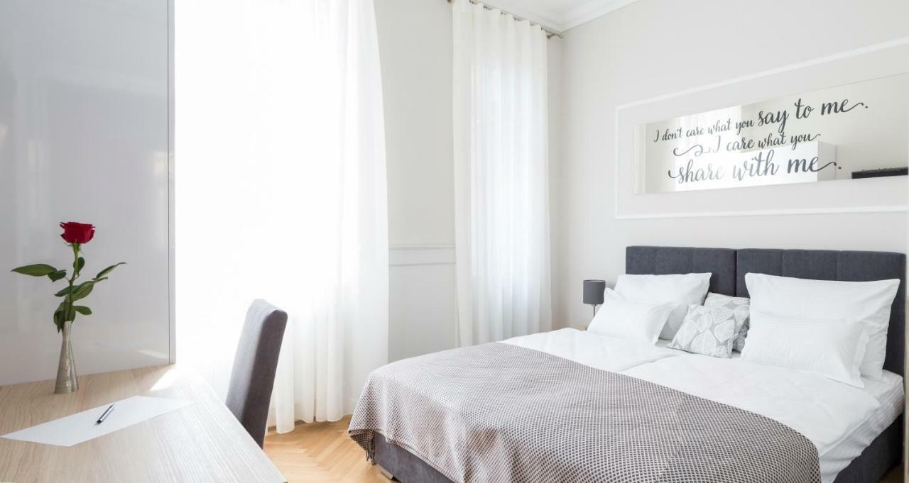 White Rose Apartment Záhřeb Exteriér fotografie