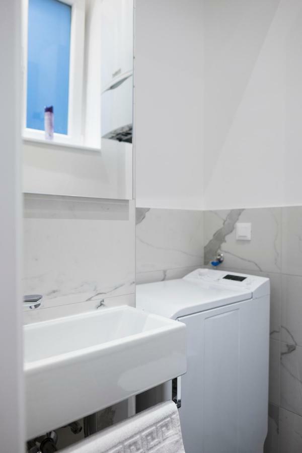 White Rose Apartment Záhřeb Exteriér fotografie